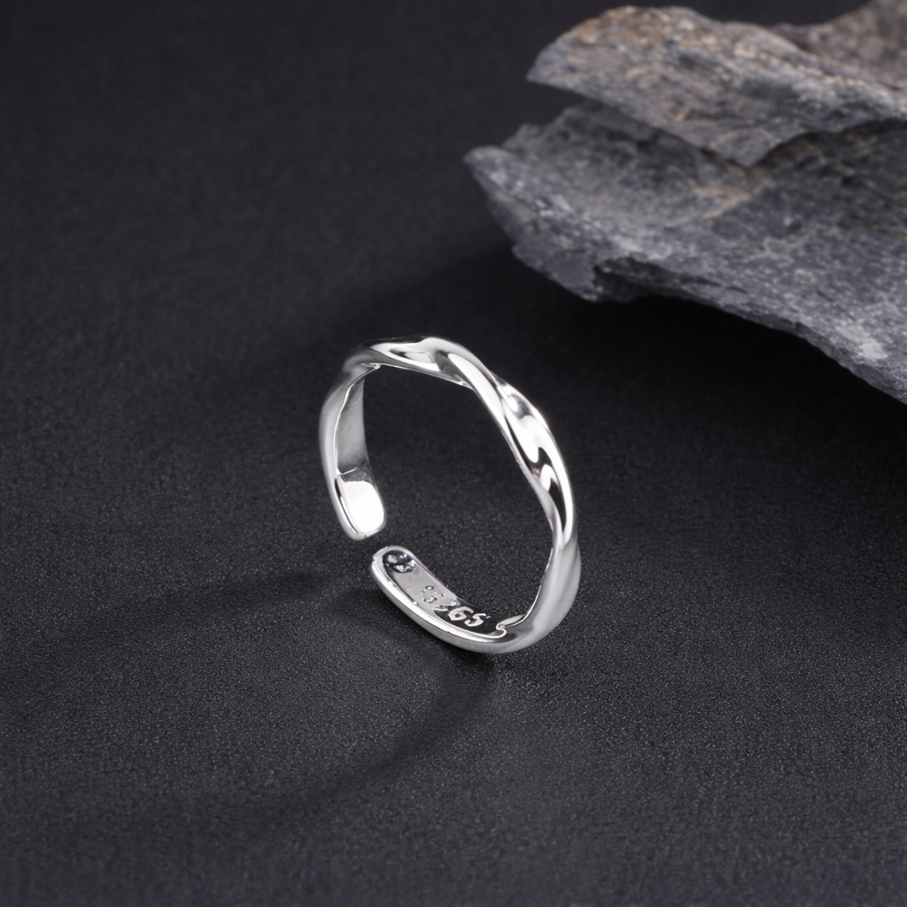 Sterling Twist